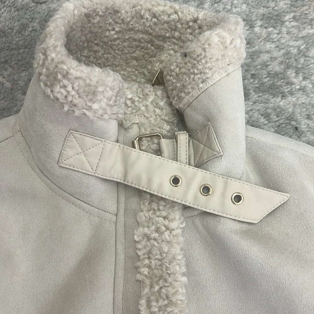 Cream Shearling Jacket - Picture 3 of 7